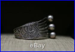 Beautiful Vintage Harvey Era Native American Navajo Sterling Cuff Bracelet