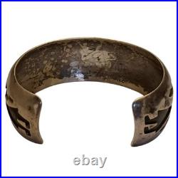 Detailed KOKOPELLI VINTAGE NAVAJO STERLING SILVER DANCER BRACELET