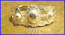 EXTRA FINE! OLD 1940's Navajo Sterling Silver APPLIED SHIELD Bracelet