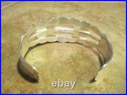 EXTRA FINE! OLD 1940's Navajo Sterling Silver APPLIED SHIELD Bracelet