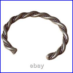 Hand Constructed VINTAGE NAVAJO STERLING SILVER BRACELET