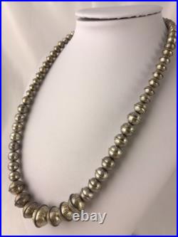 Hand Stamped Bench Graduated Sterling Silver Navajo Pearls Necklace 20 335