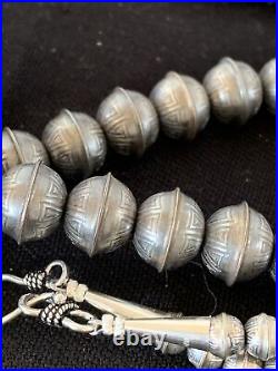 Hand Stamped Bench Navajo Pearls Graduated Sterling Silver Bead Necklace 36