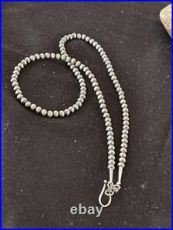 Native American 5mm Sterling Silver Beads Navajo 21 Hook & Eye Cone Necklace