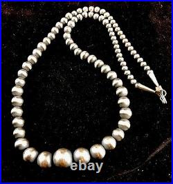 Native American Navajo Pearls Graduated Sterling Silver Bead Necklace 24 341