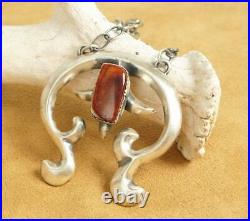 Native American Navajo Sterling Silver Oyster Shell Naja Pendant Chain Necklace