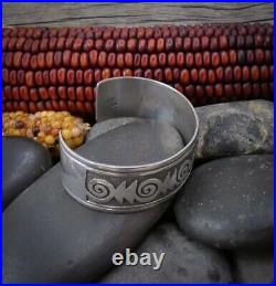Native American Navajo Vintage Sterling Silver Wide Cuff Bracelet