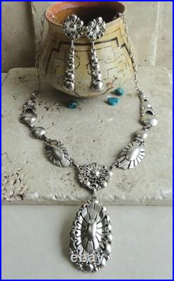 Navajo Clem Nalwood Brilliant Floral Sculptured Sterling Necklace/earrings Set Navajo Clem Nalwood Brilliant Floral Sculptured Sterling Necklace/earrings Set