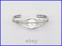 Navajo Handmade Sterling Silver & Kingman Turquoise Bracelet Navajo Handmade Sterling Silver & Kingman Turquoise Bracelet