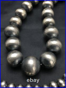 Navajo Pearls Graduated Sterling Silver Native American Bead Necklace 26 92126
