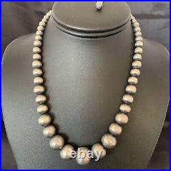 Navajo Pearls Graduated Sterling Silver Round Seamless Bead Necklace 22