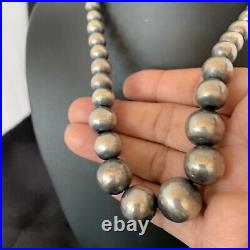 Navajo Pearls Graduated Sterling Silver Round Seamless Bead Necklace 22