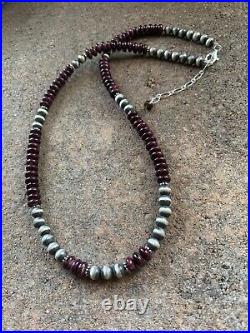 Navajo Sterling Silver Purple Spinyoyster Necklace 18 Inch