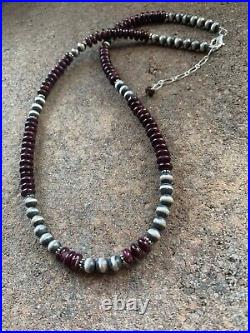 Navajo Sterling Silver Purple Spinyoyster Necklace 18 Inch