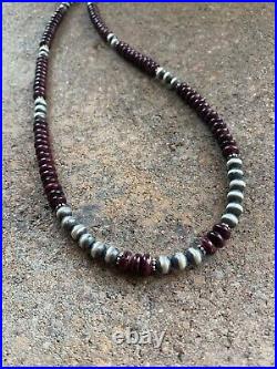 Navajo Sterling Silver Purple Spinyoyster Necklace 18 Inch