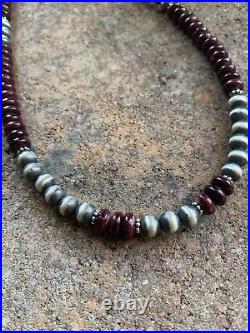 Navajo Sterling Silver Purple Spinyoyster Necklace 18 Inch