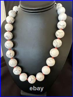 Navajo Sterling Silver White Howlite Spiny Oyster Beads Necklace 21 16819