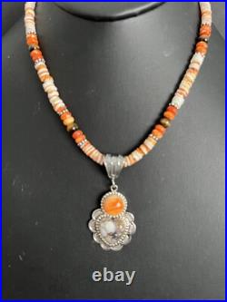 Navajo Sterling silver Spinyoyster necklace pendant