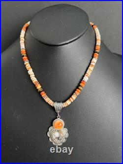 Navajo Sterling silver Spinyoyster necklace pendant
