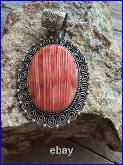 Navajo sterling silver orange spiny oyster pendant Enditto