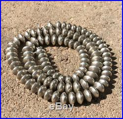 Old Pawn Navajo Graduated Saucer Disc Pillow Bead Pearl Sterling Silver Necklace