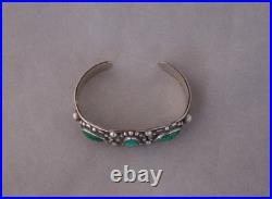 Old Pawn Navajo Sterling Silver Bracelet 3 Turquoise Stones w. Applique 5.75