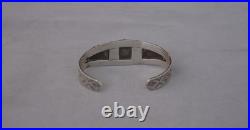 Old Pawn Navajo Sterling Silver Bracelet 3 Turquoise Stones w. Applique 5.75