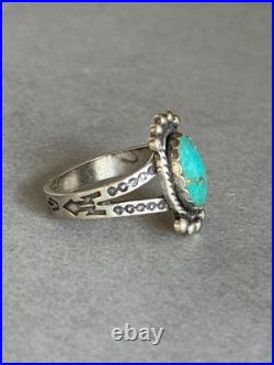 Old Pawn Navajo Sterling Silver and Turquoise Ring Size 6