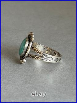Old Pawn Navajo Sterling Silver and Turquoise Ring Size 6