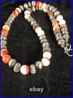 Spiny Oyster Navajo Sterling Silver Beads Necklace 21 8533 Spiny Oyster Navajo Sterling Silver Beads Necklace 21 8533