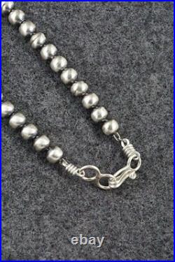 Sterling Silver Navajo Pearl Necklace 18 Bryannen Halwood