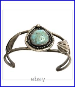VINTAGE NAVAJO Darlene Darling TURQUOISE STERLING SILVER FLANK BRACELET
