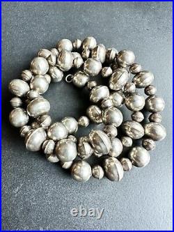 Vintage 30 Sterling Silver Navajo Pearl and Saucer Bead Necklace