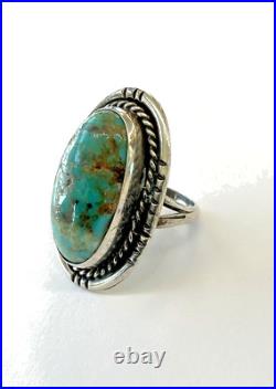 Vintage Native American Navajo Sterling Silver Ring with Turquoise