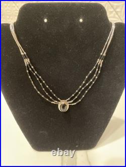Vintage Navajo Ella Peter Sterling Silver Liquid Silver & Black Onyx 16Necklace