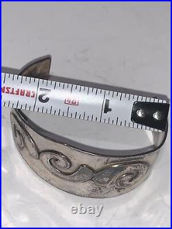 Vintage Navajo Sterling Silver 925 Bracelet