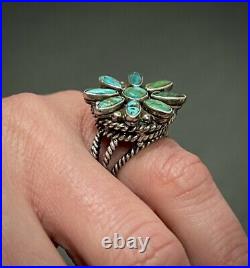 Vintage Navajo Sterling Silver Raised Turquoise Cluster Flower Ring UNIQUE