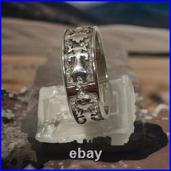 Vintage Navajo Storyteller Band Ring Sterling Silver Ring Size 7.5