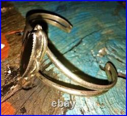 WD Navajo cuff bracelet sterling silver black onyx, leaf berry design